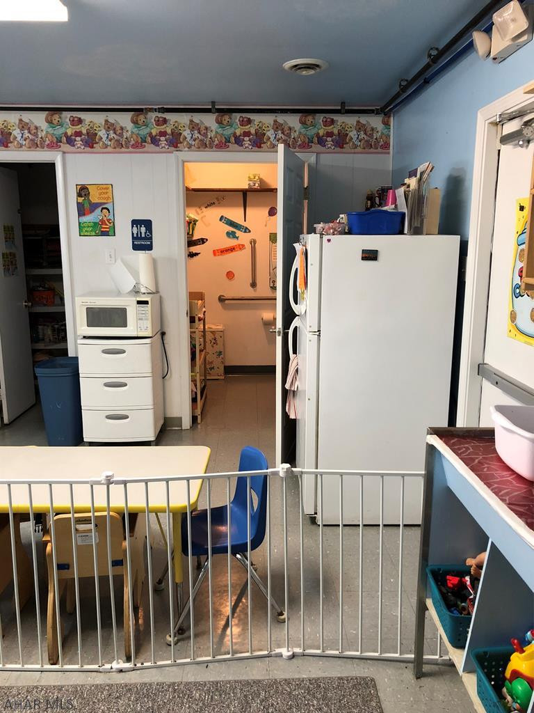 Unknown - Commercial Sale