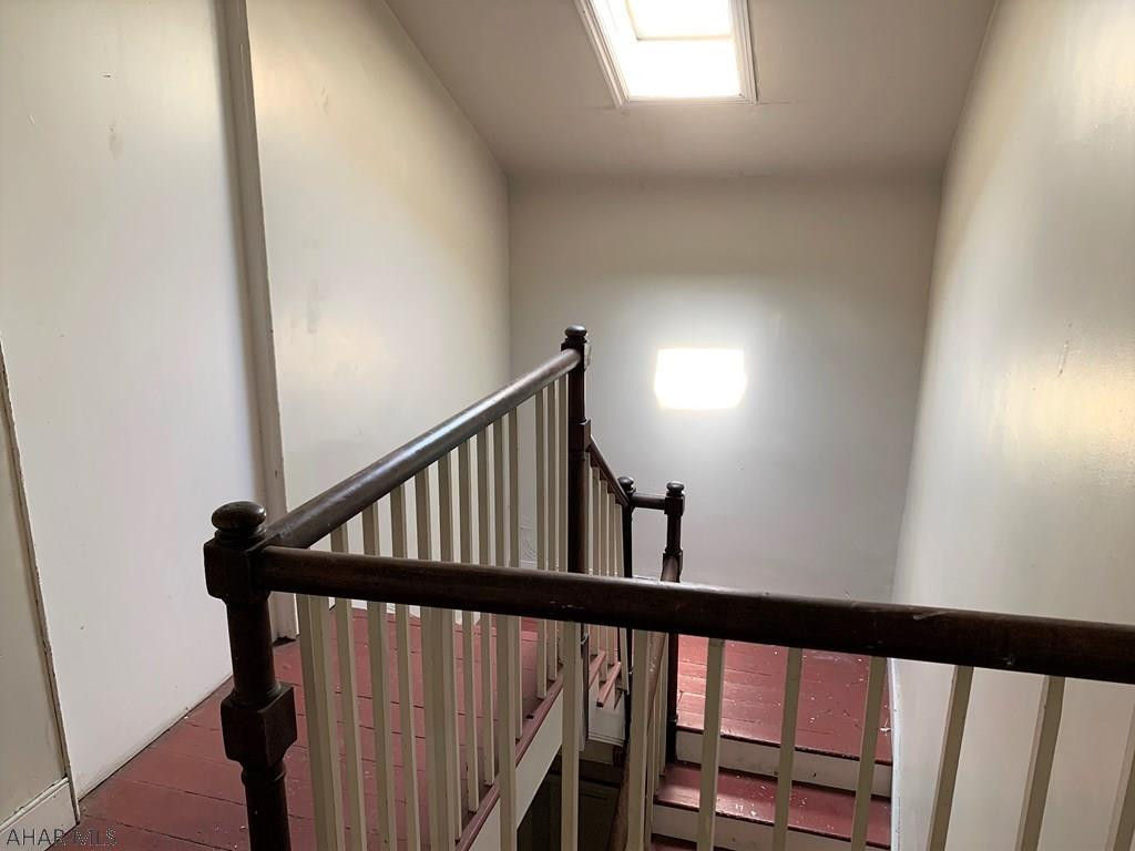 Unknown - Commercial Sale