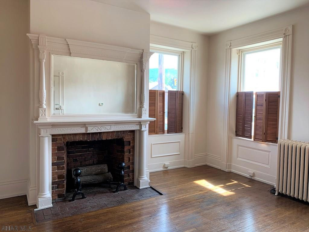 Unknown - Commercial Sale