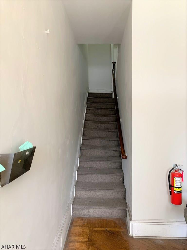 Unknown - Commercial Sale