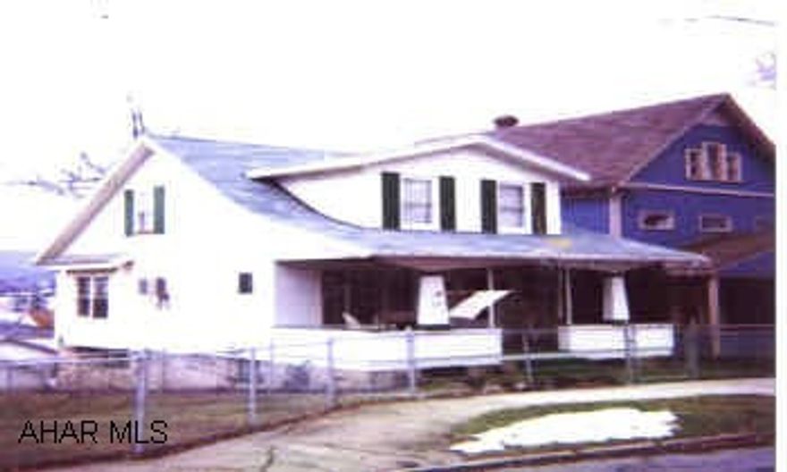 TOTALLY REMODELED. TASTEFULLY DECORATED THROUGHOUT. WALL TO WALL CARPET, CERAMIC TILE. VINYL SIDED, NEW WINDOWS, ROOF. 2 CAR GARAGE. FENCED YARD.