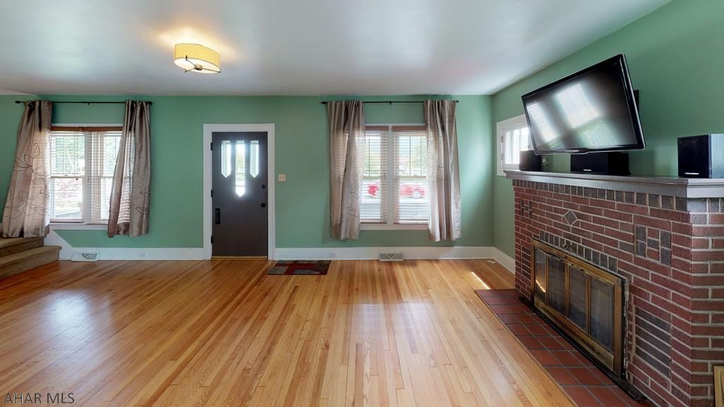 Llyswen - Residential