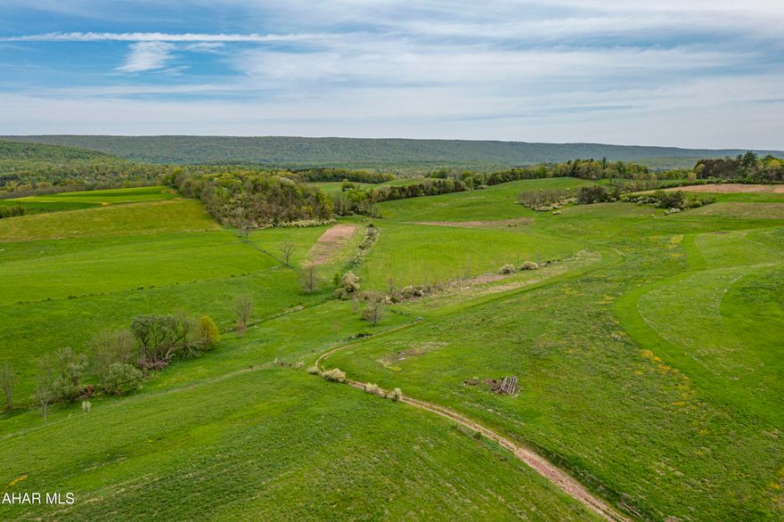 32 +/- acre farm subdivision outside of Petersburg.
