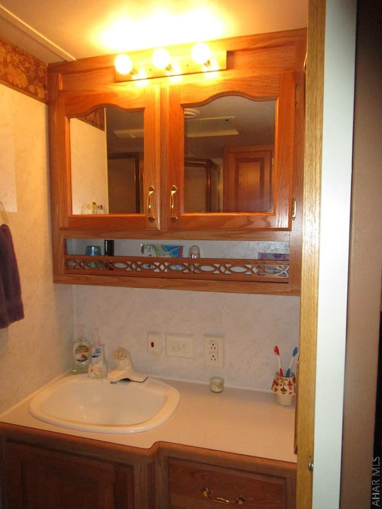 Glendale Yearound - Residential