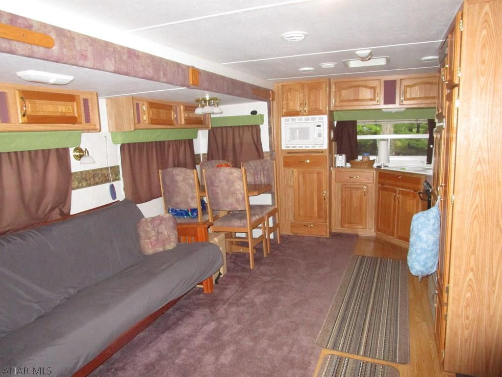 Glendale Yearound - Residential