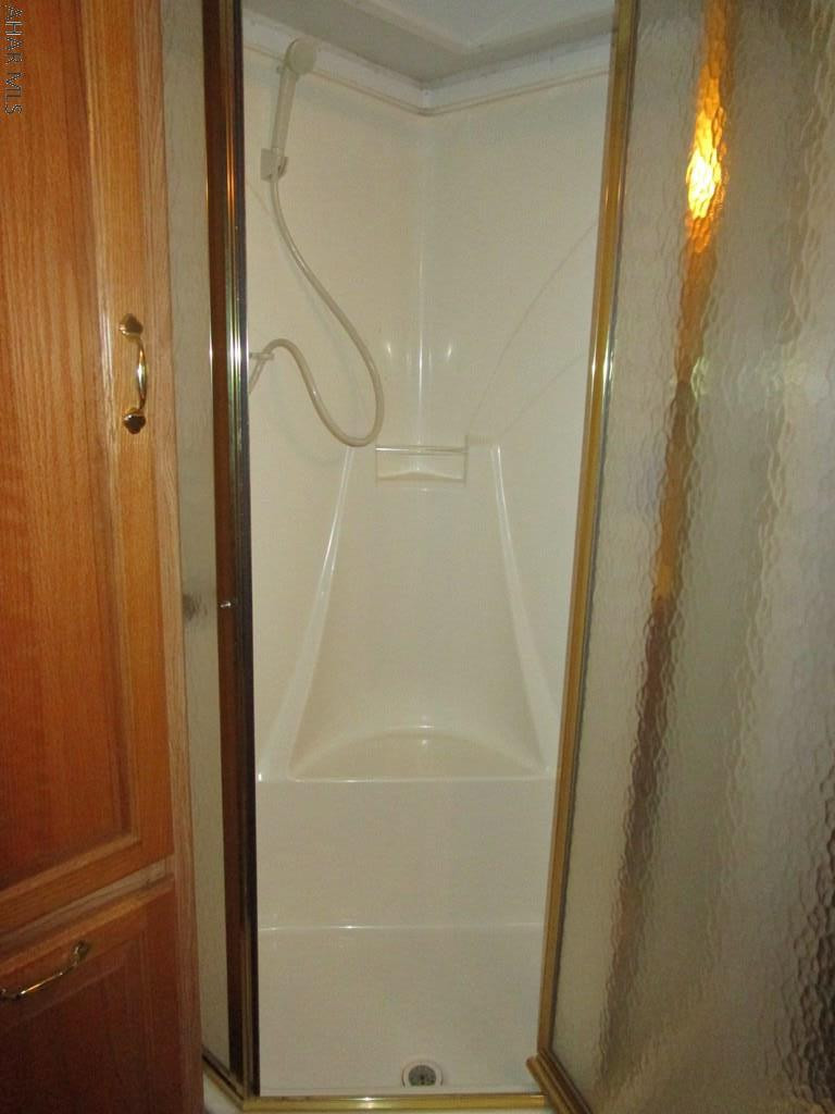 Glendale Yearound - Residential