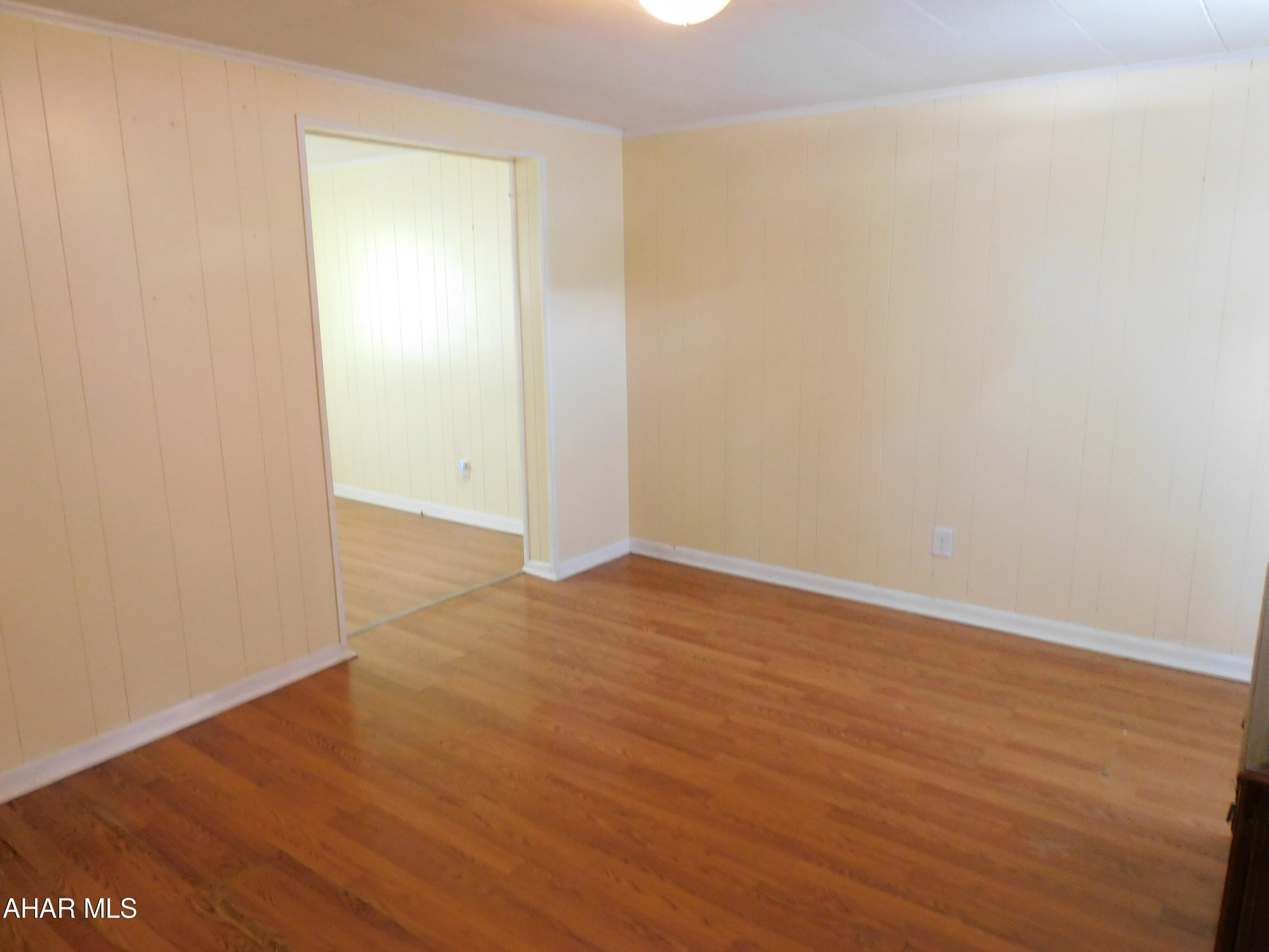 Pleasant Valley - Residential Income