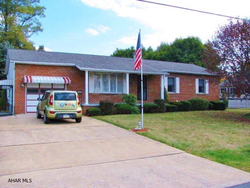 Immaculate Bellwood brick & vinyl rancher! LR., DR., EIK., 3 BR., and 2 baths! 1 car detached garage, covered deck and nice yard all in a great location!