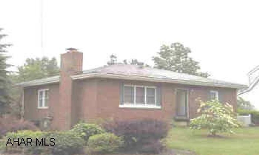 2+ BR home on corner lot, fenced, large covered back patio, living room fireplace & finished basement with Keystoker 2005 (may heat whole house) 2+ BR home on corner lot, fenced, large covered back patio, living room fireplace & finished basement with Keystoker 2005 (may heat whole house)