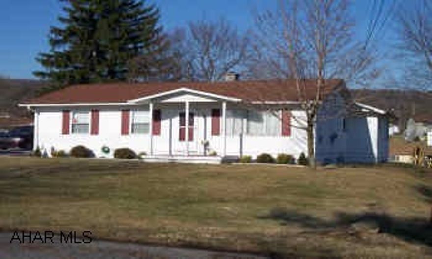 ranch home in lakewood manor