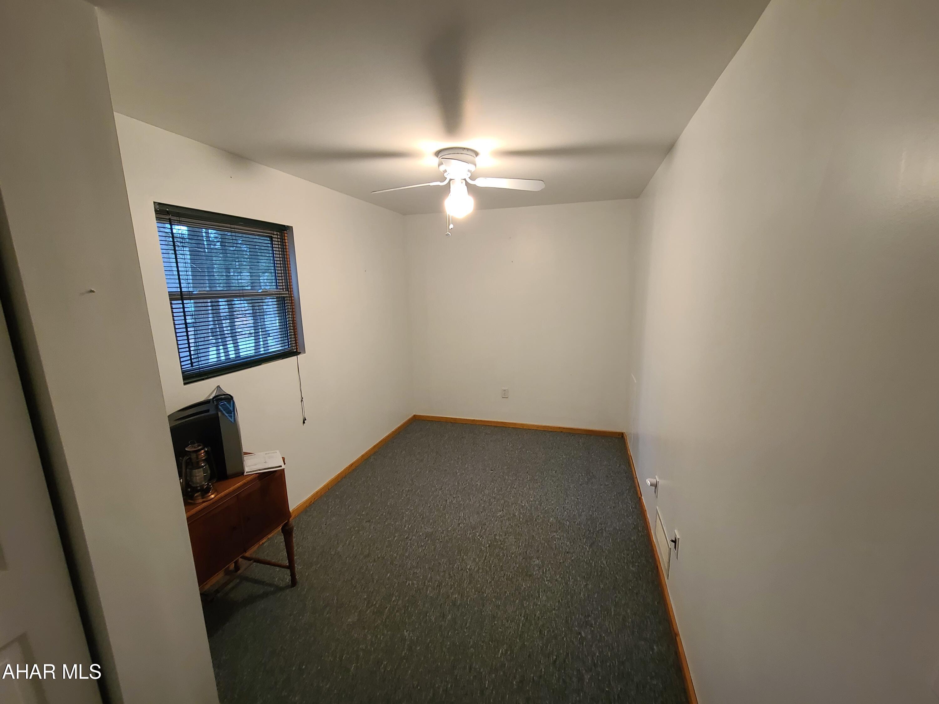 Glendale Yearound - Residential