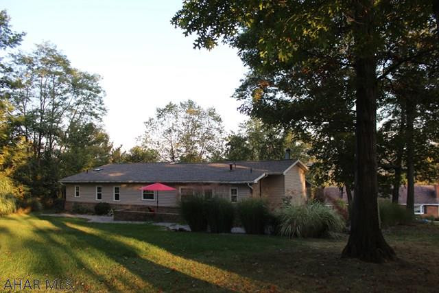 Holiday Manor - Residential