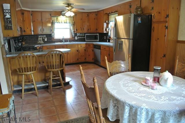 Lower Brush Mountain Road - Residential