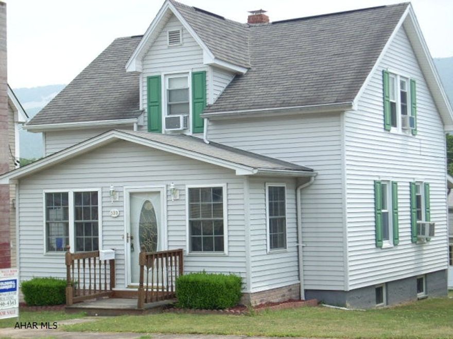 Beautifully maintained 1/5 story home in Bellwood Borough. Nicely remodeled kitchen area, enclosed front porch. rear covered porch for entertaining. 1 car detached garage. Low taxes. Finished area in basement with storage  & utility area.