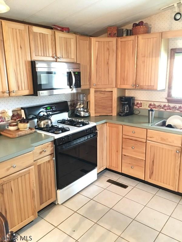 Unknown - Residential