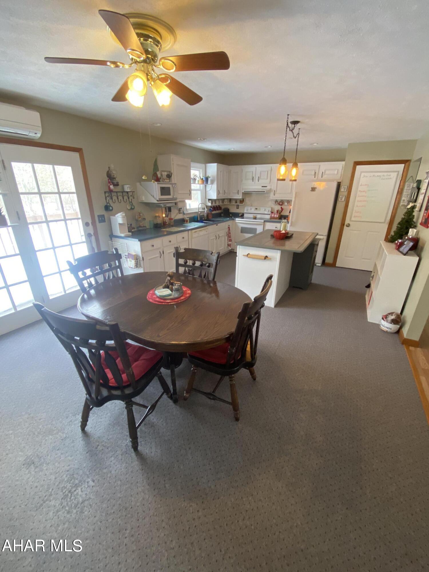 Foot of Ten - Residential