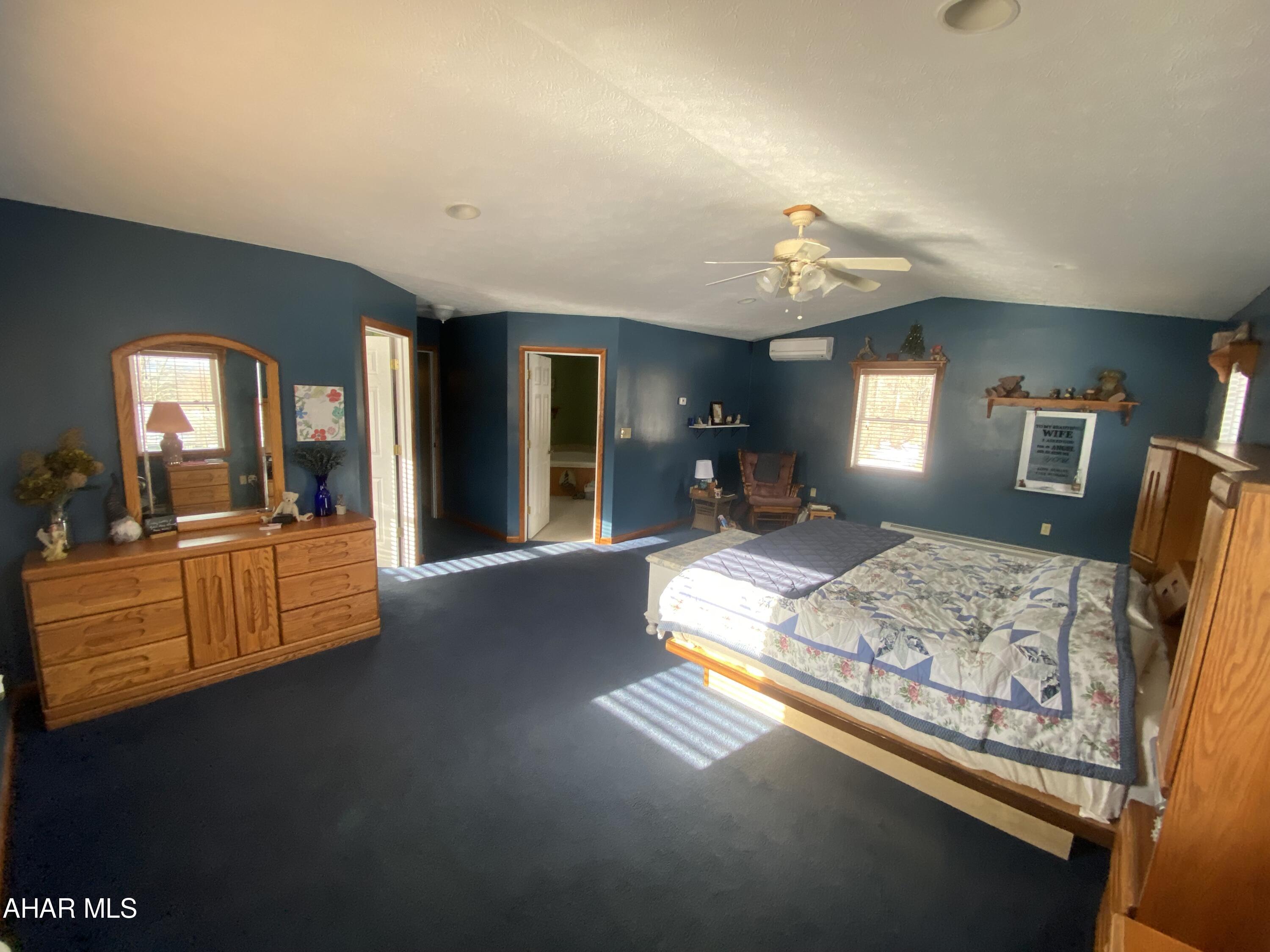 Foot of Ten - Residential