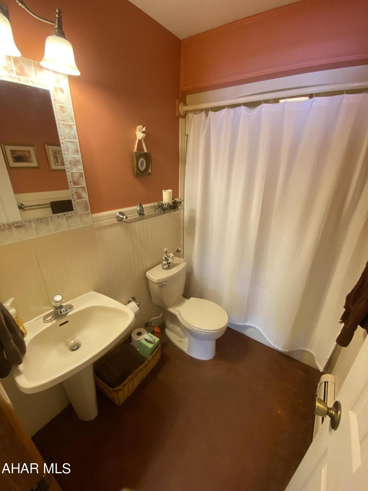 Foot of Ten - Residential