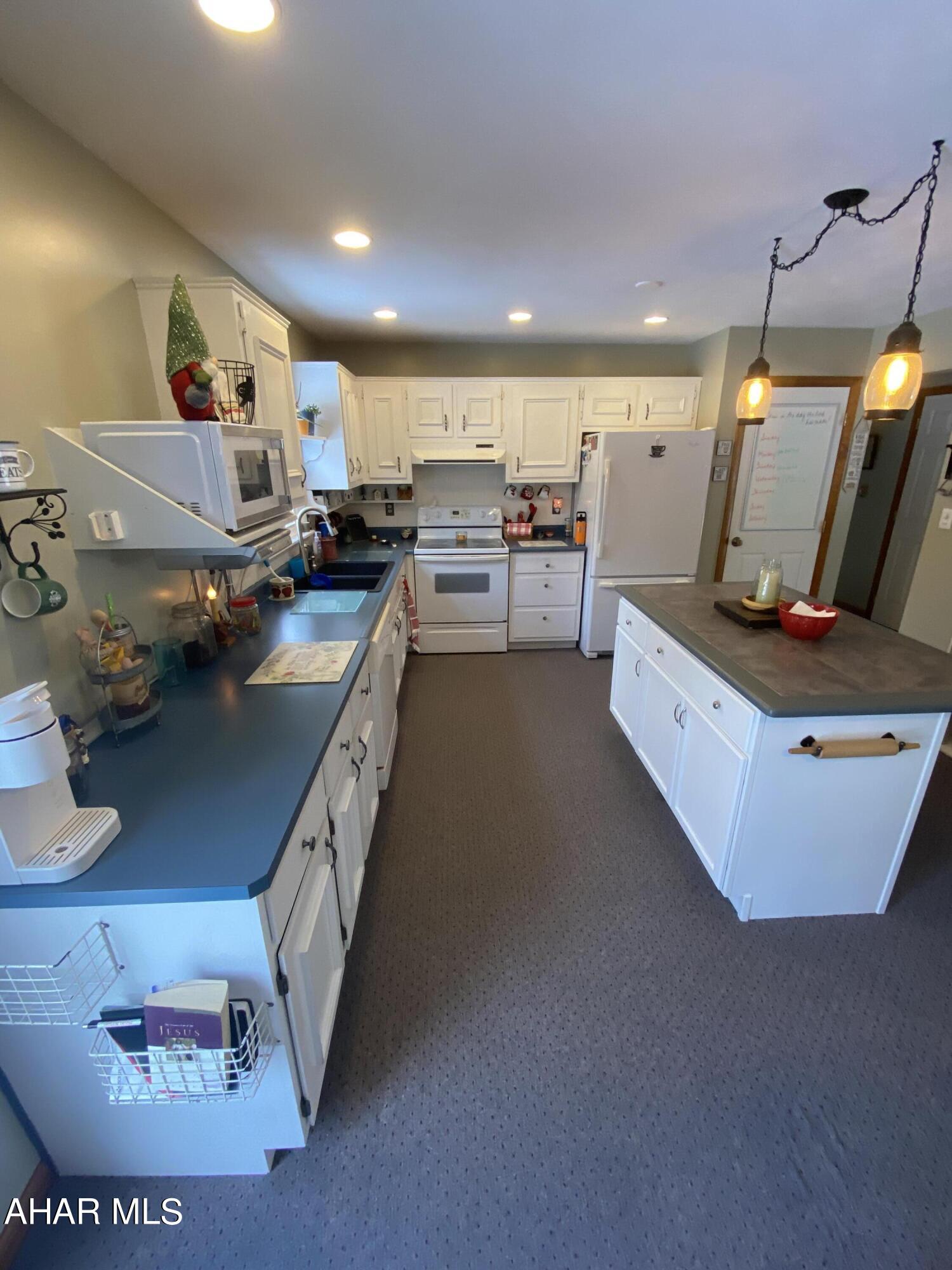 Foot of Ten - Residential