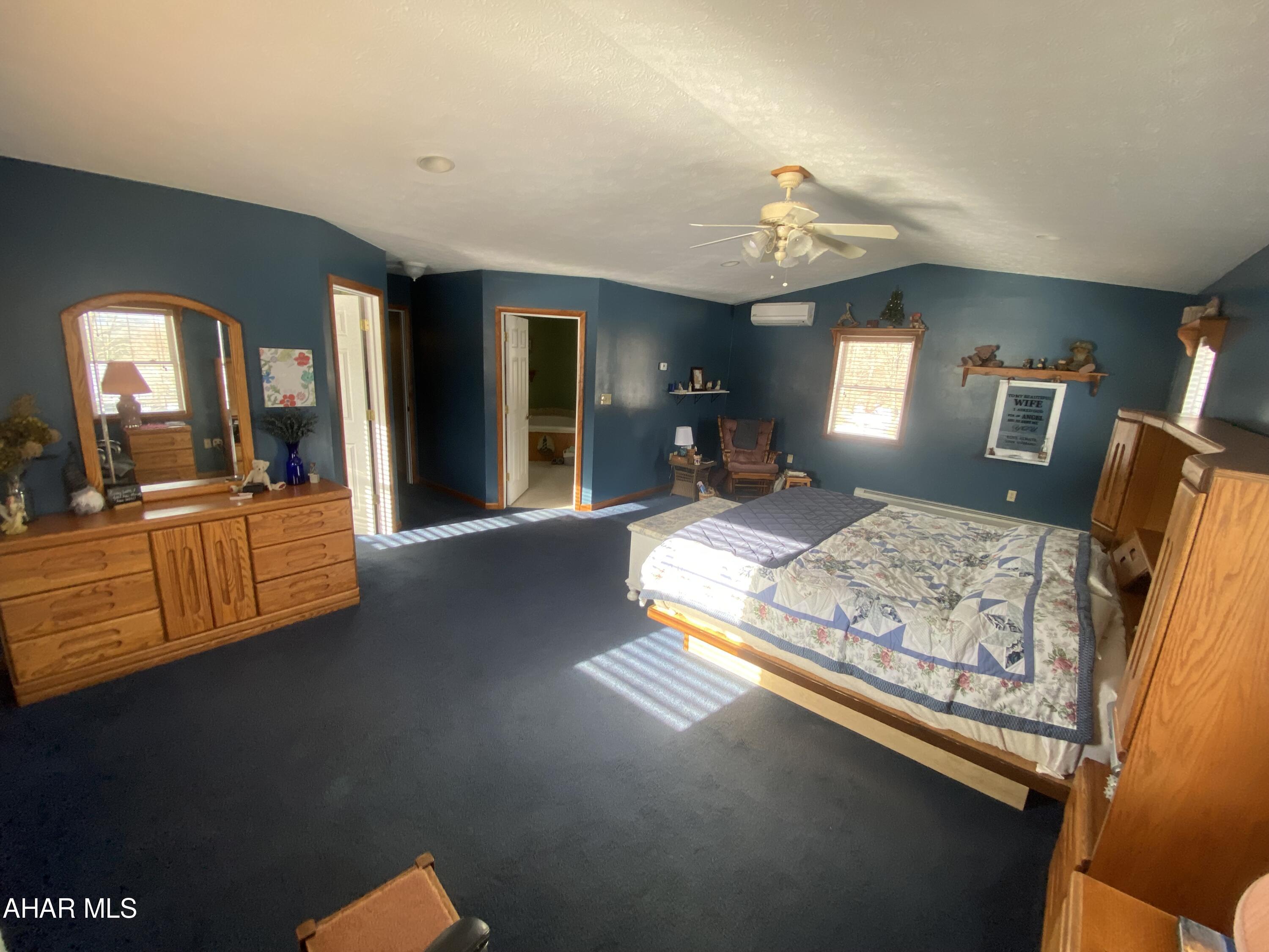 Foot of Ten - Residential