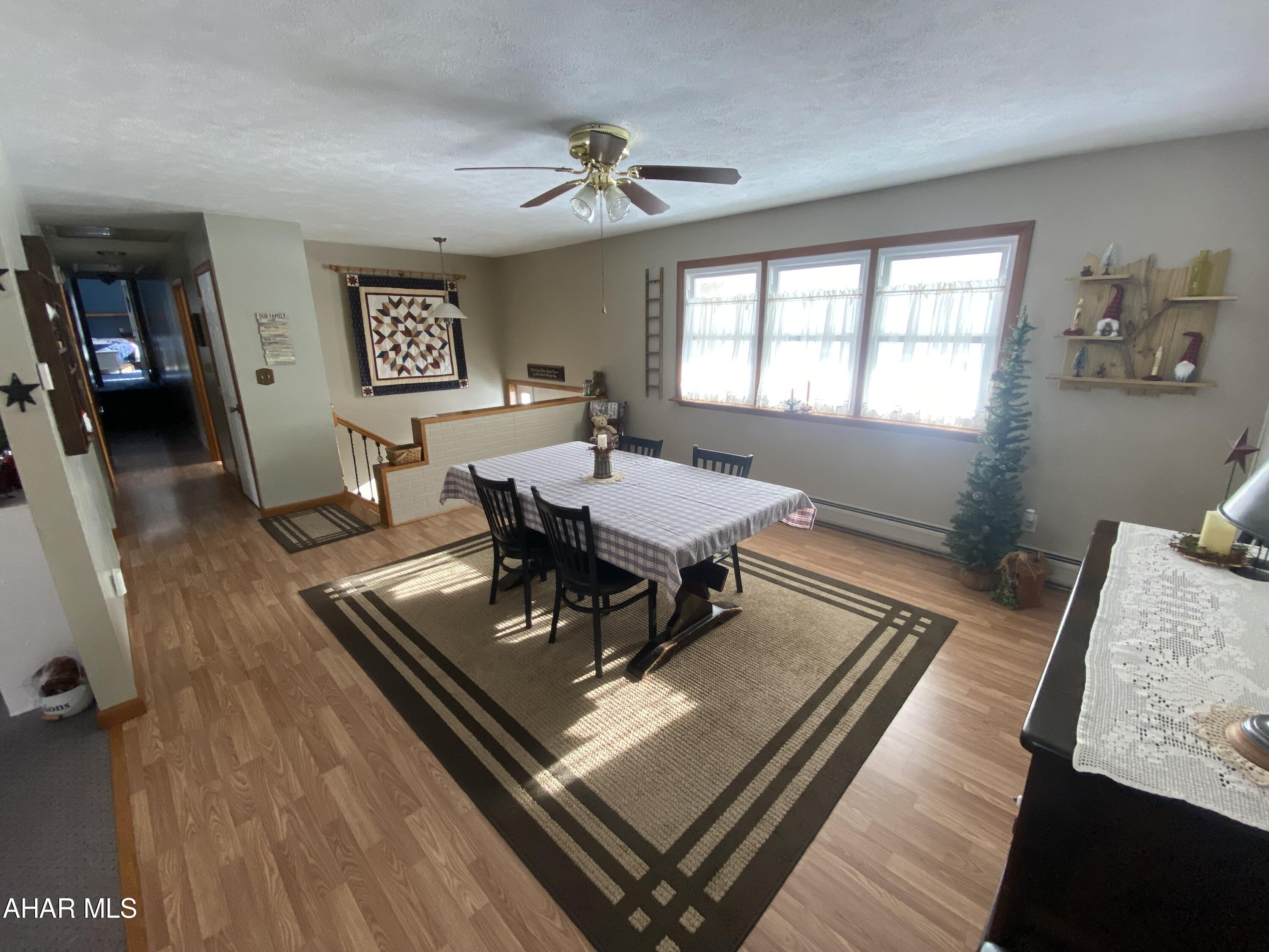 Foot of Ten - Residential