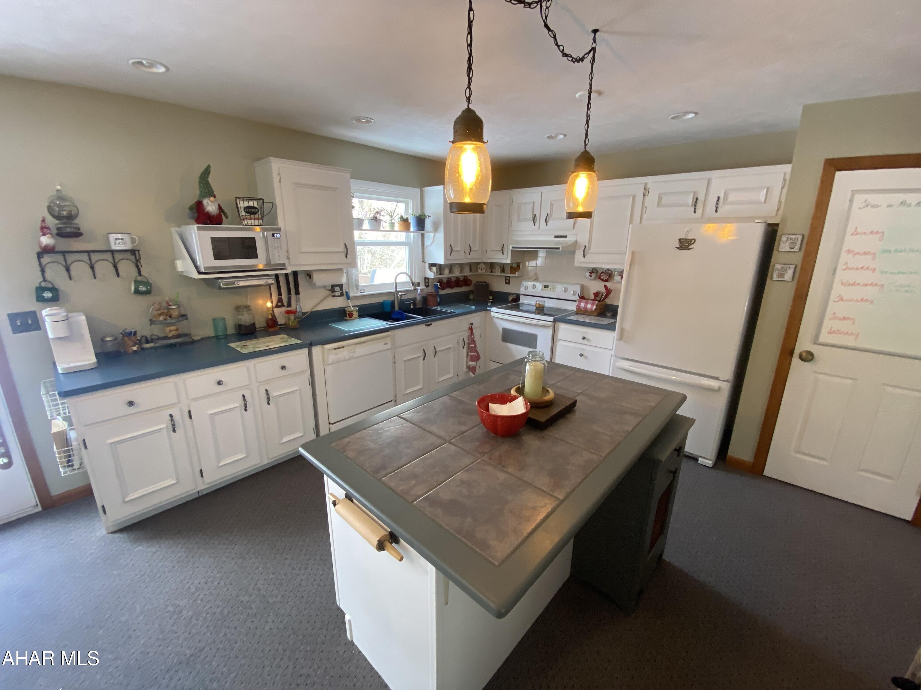 Foot of Ten - Residential