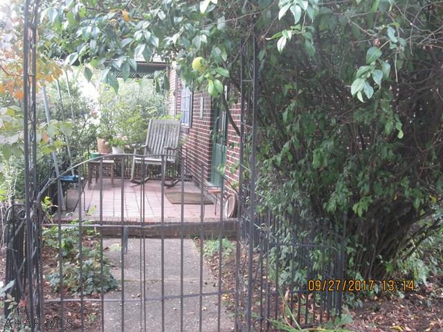 Mansion Park - Residential