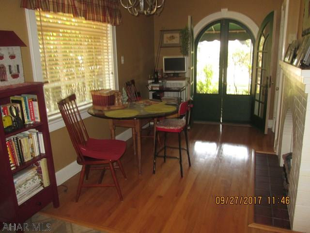 Mansion Park - Residential