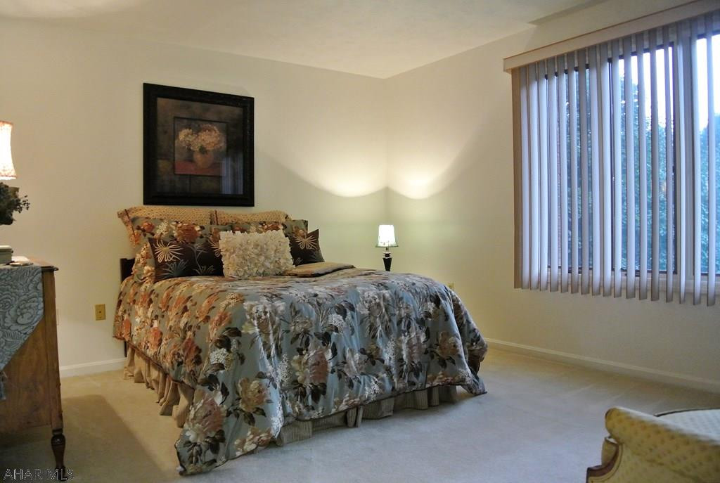 Penn Terrace - Residential