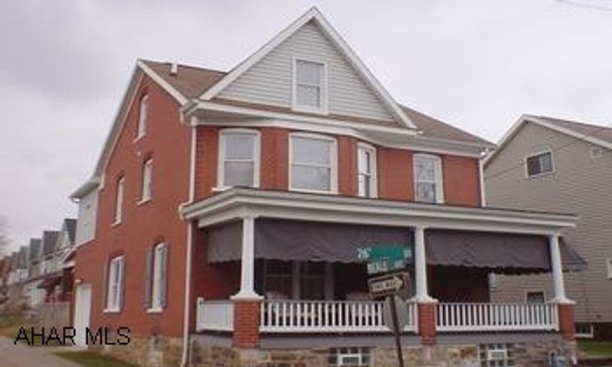 Super clean, well-maintained 2 story brick home with tons of updates! Newer roof, windows, C/A, furnace, & electric. 3 BR's, oak kitchen, walk-in closets, updated bath, garage, & new sidewalks. Just move in! Call Scott Weyer 935-5530. Super clean, well-maintained 2 story brick home with tons of updates! Newer roof, windows, C/A, furnace, & electric. 3 BR's, oak kitchen, walk-in closets, updated bath, garage, & new sidewalks. Just move in! Call Scott Weyer 935-5530.