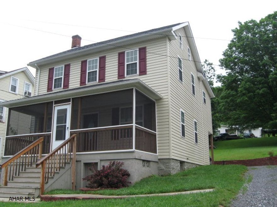 This 3 BR 1.5 Bath home is conveniently located near the High School and was updated in 2009. Ready for you to make it your own. Call about it Today.