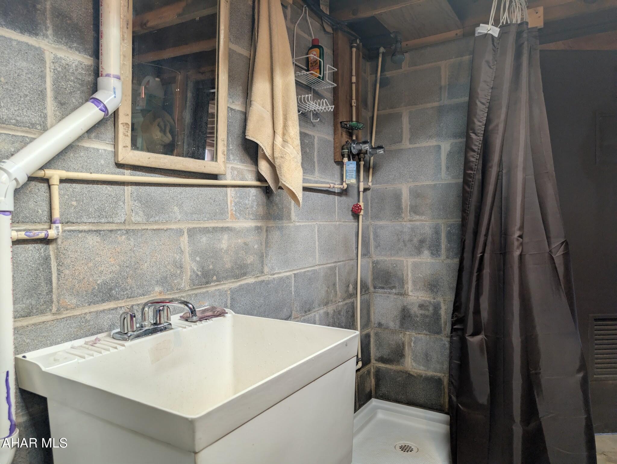 Cliffside Acres - Residential