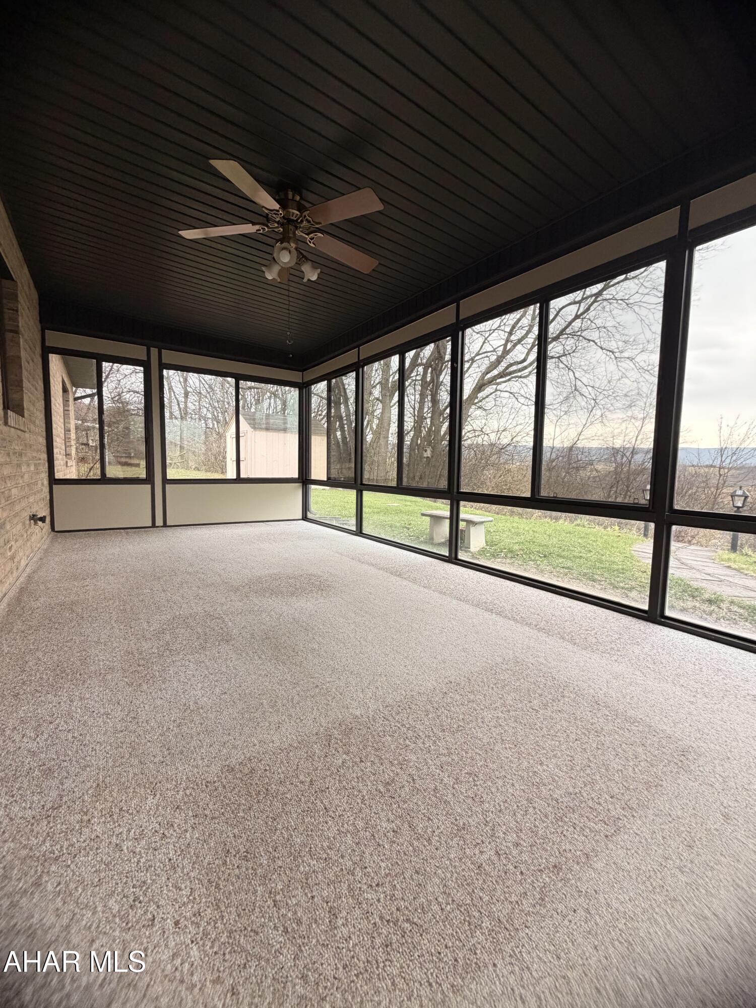 Rolling Hills - Residential