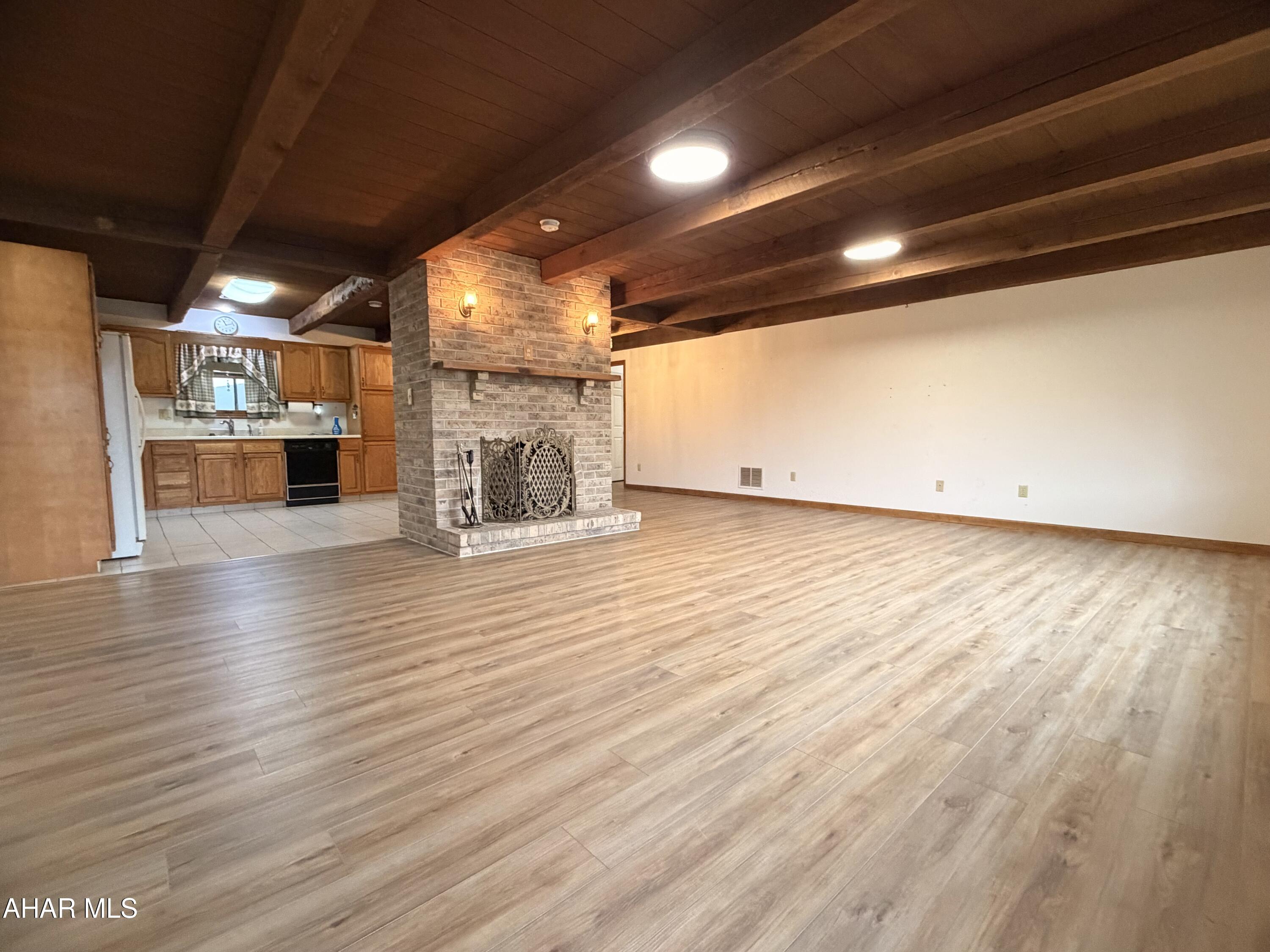 Rolling Hills - Residential