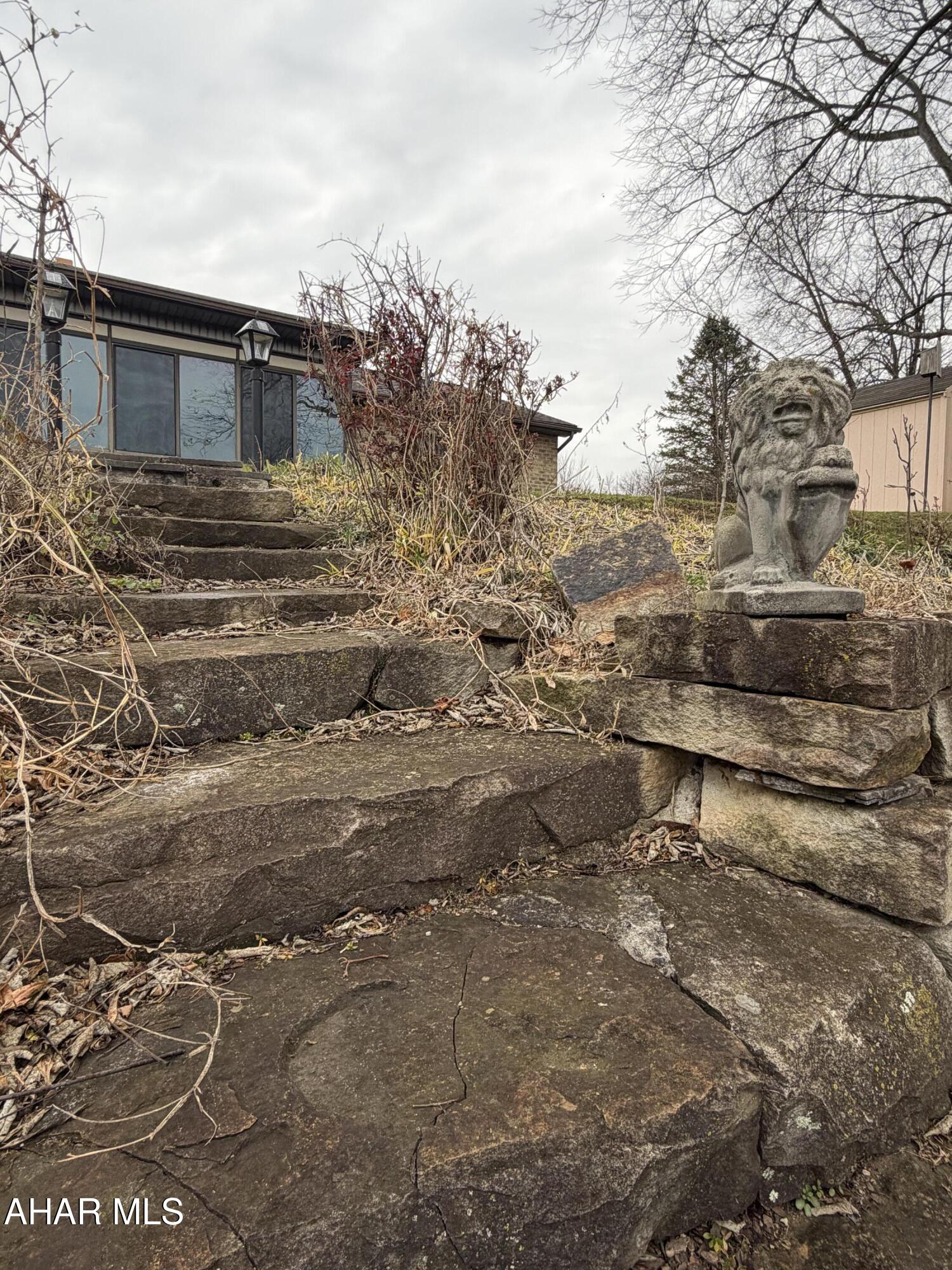 Rolling Hills - Residential