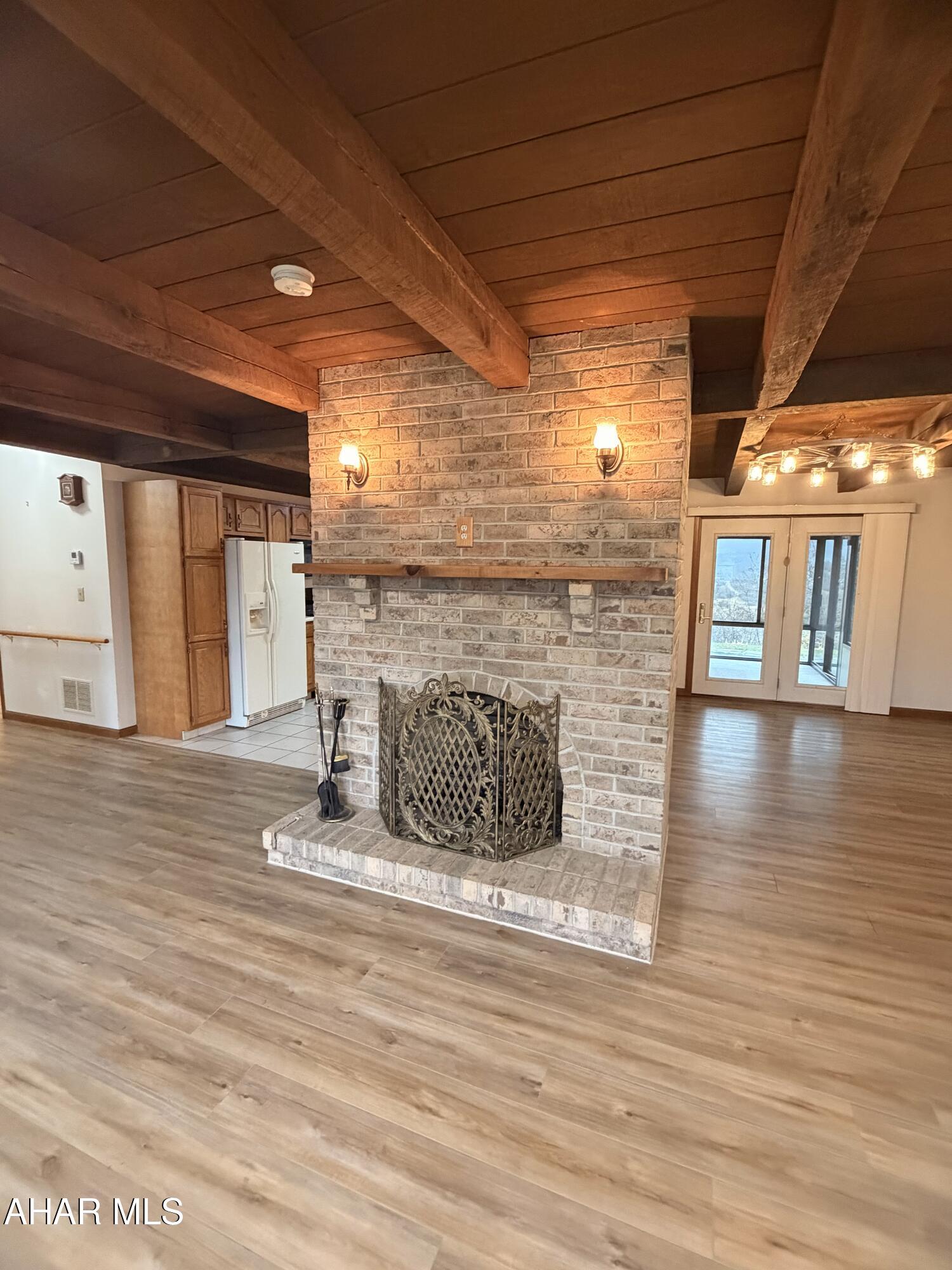 Rolling Hills - Residential