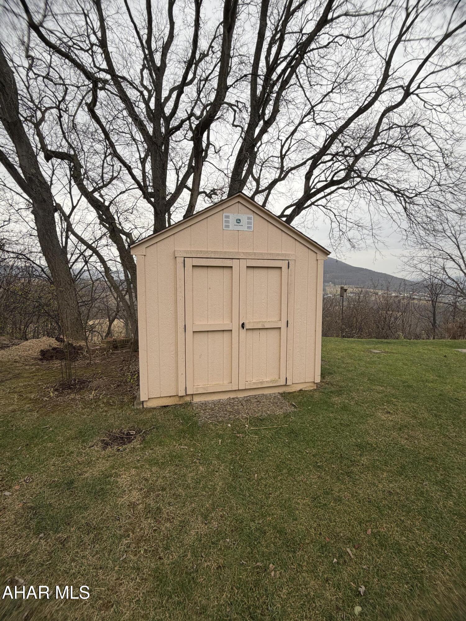 Rolling Hills - Residential