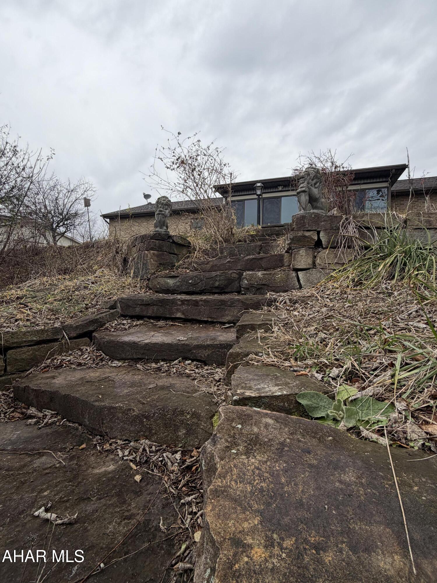 Rolling Hills - Residential