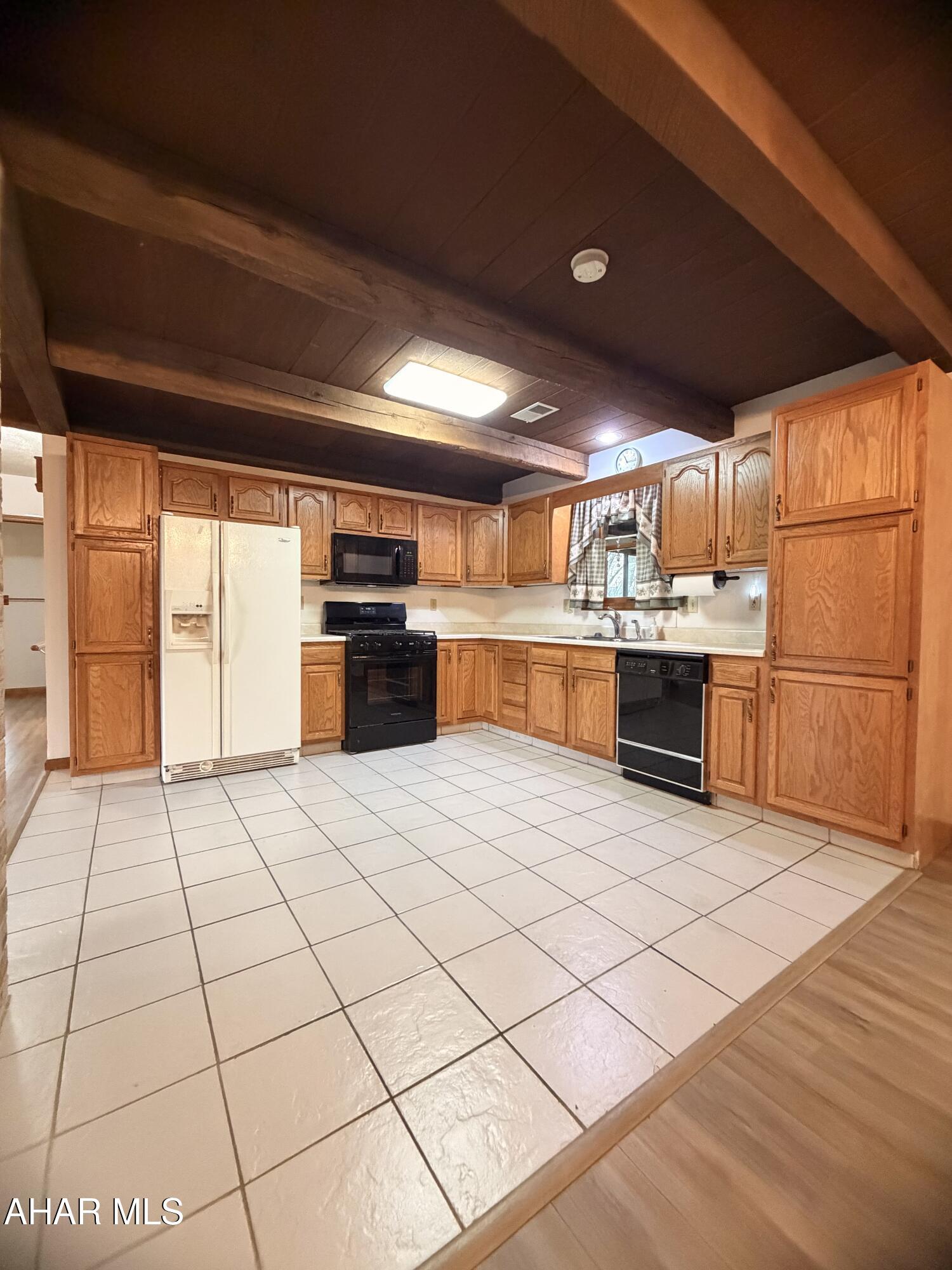 Rolling Hills - Residential