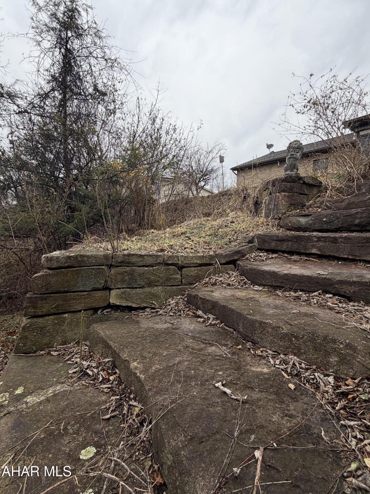 Rolling Hills - Residential