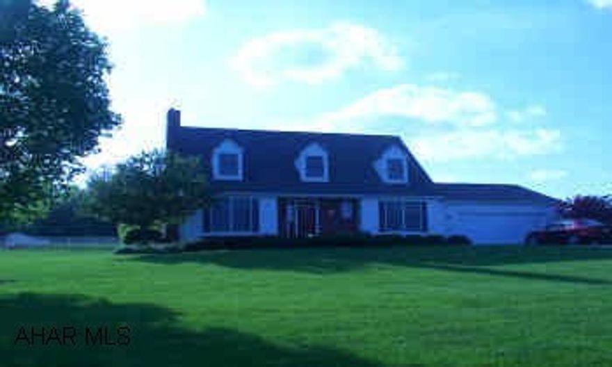 EXQUISITE AND BEAUTIFUL! !   UV LIGHT & RADON SYSTEM IN PLACE.  EXQUISITE AND BEAUTIFUL.  QUALITY INDOORS AND OUT.  THREE BEDROOMS WITH 2 ADDITIONAL BEDROOMS IN BEAUTIFUL  FINISHED  BASEMENT, 2.5 BATHS, FIRST FLOOR MASTER BEDROOM AND LAUNDRY, CERAMIC KITCHEN AND BATHS, CORRIAN IN BATHS, CENTRAL VAC, CENTRAL AIR, 2 CAR GARAGE WITH WORKSHOP.  PERFECT 1.1 ACRE WITH VIEW.  CAT-5 CABLE, CABLE TO BASEMENT.  UV LIGHT AND RADON SYSTEM IN PLACE.