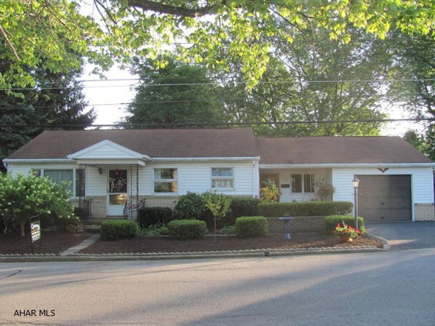 3 or 4 BR, 2 BA Ranch vinyl siding.  Oak EIK, finished basement w/large game room/wet bar,  newer GFA furnace,  shed, deck, level lot. $3,000 in Seller assist. Home warranty included.