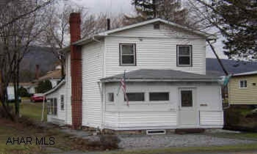 MOVE IN - TOTALLY REFURBISHED.  ALL NEW FLOORING AND WALLS.  OFF STREET PARKING IN REAR.  COMMERCIAL PROPERTIES.
