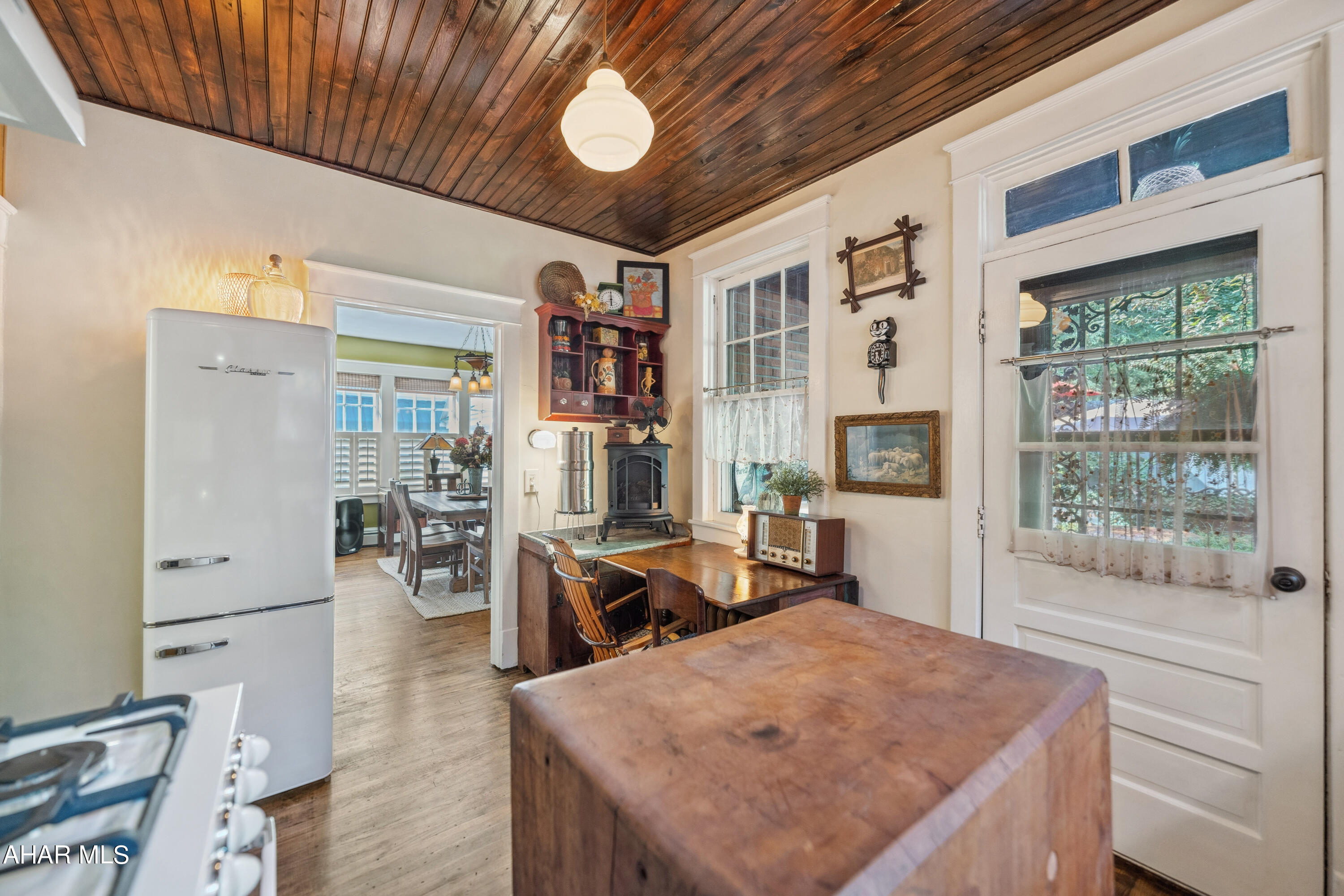 Unknown - Residential