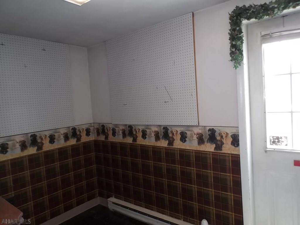 Unknown - Commercial Sale