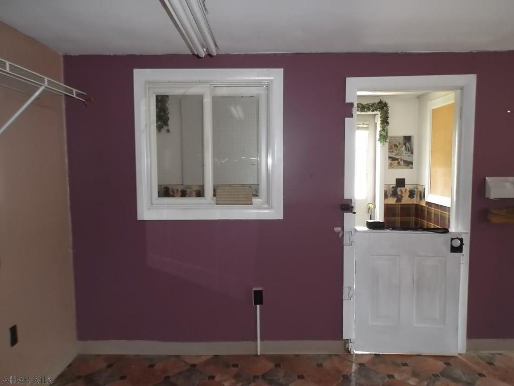 Unknown - Commercial Sale