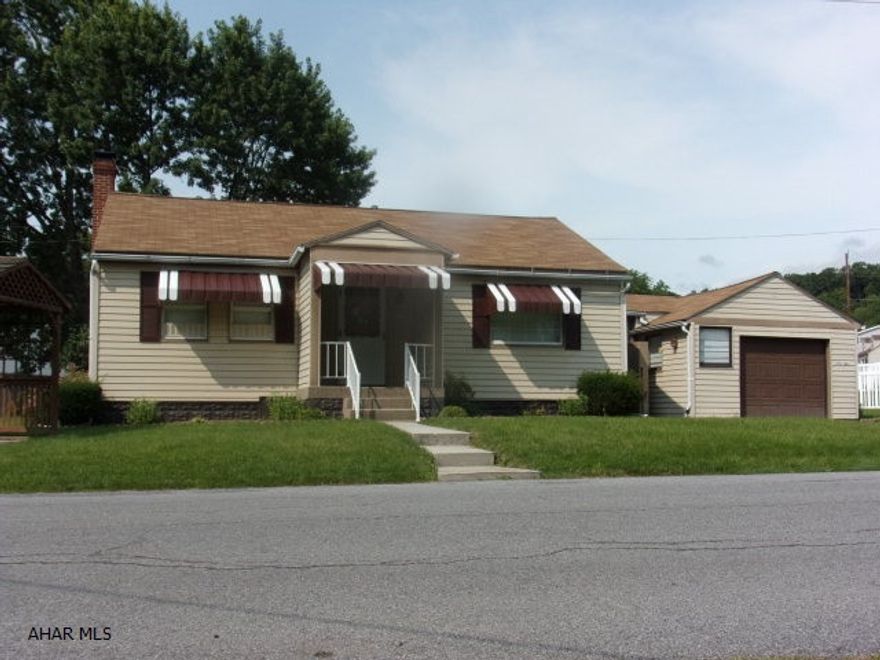 Sweet 2BR home in Wehnwood area.  Well maintained with a modern kitchen and like-new handicap accessible bath.  Forced air/central air and a whole house exhaust fan.  Attached garage and breezeway with a platform lift.  Finished basement room could be office/den or 3rd BR.