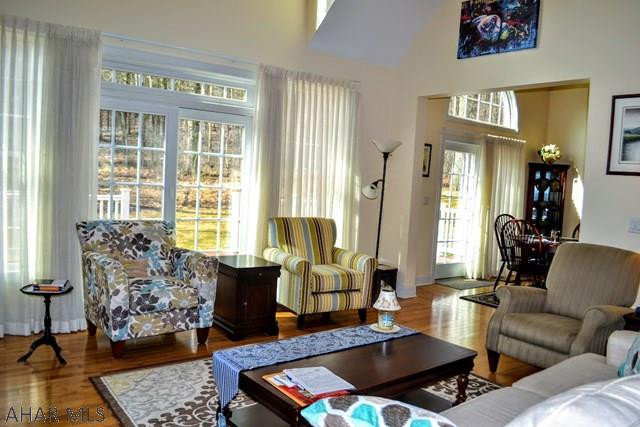 Fox Hollow - Residential