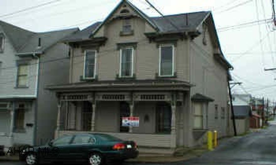 2 1/2 Story Built in Late 1800's Nice Location!!  Must see Great Location!