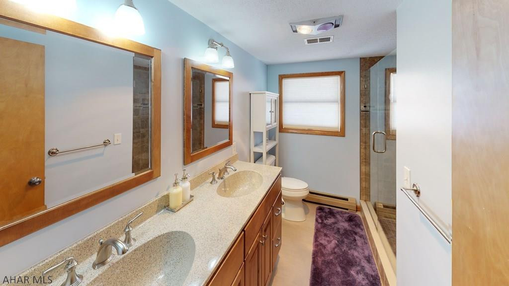 Crestwood - Residential